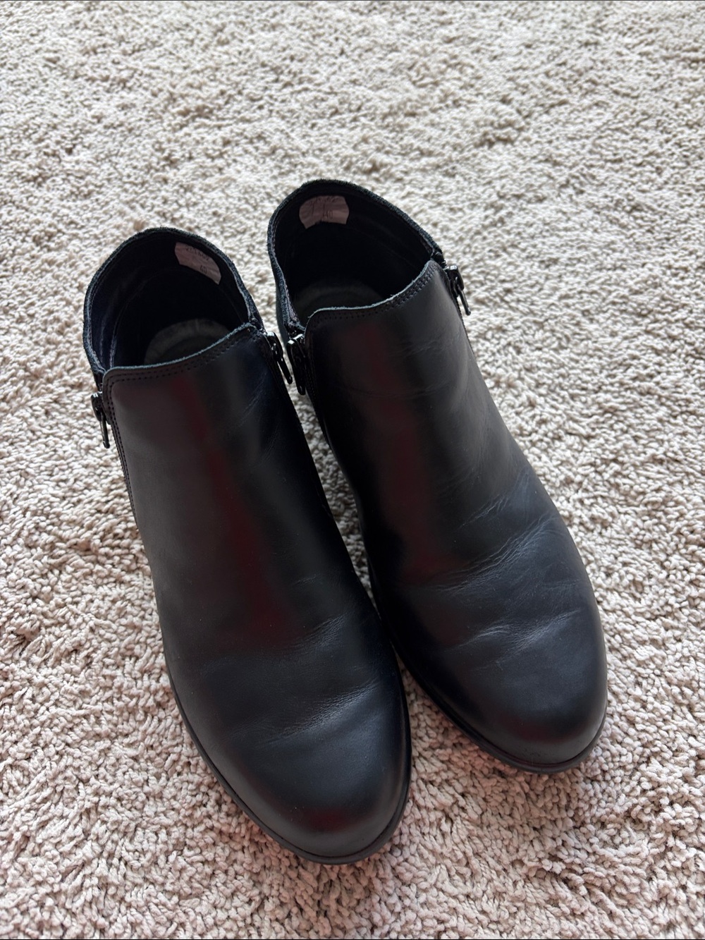 Naot Black Leather and suede Ankle Booties - Classic Zip Detail size 40 European